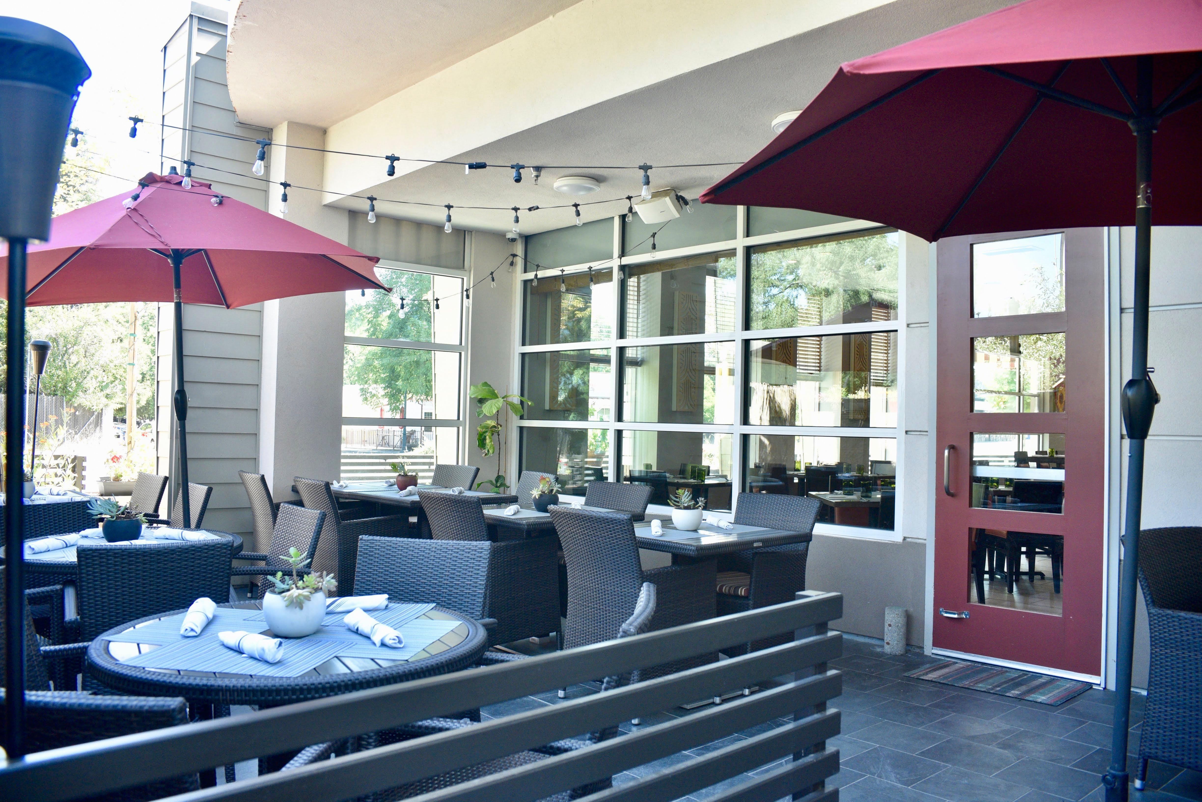 Holiday Inn Windsor - Wine Country By Ihg Buitenkant foto