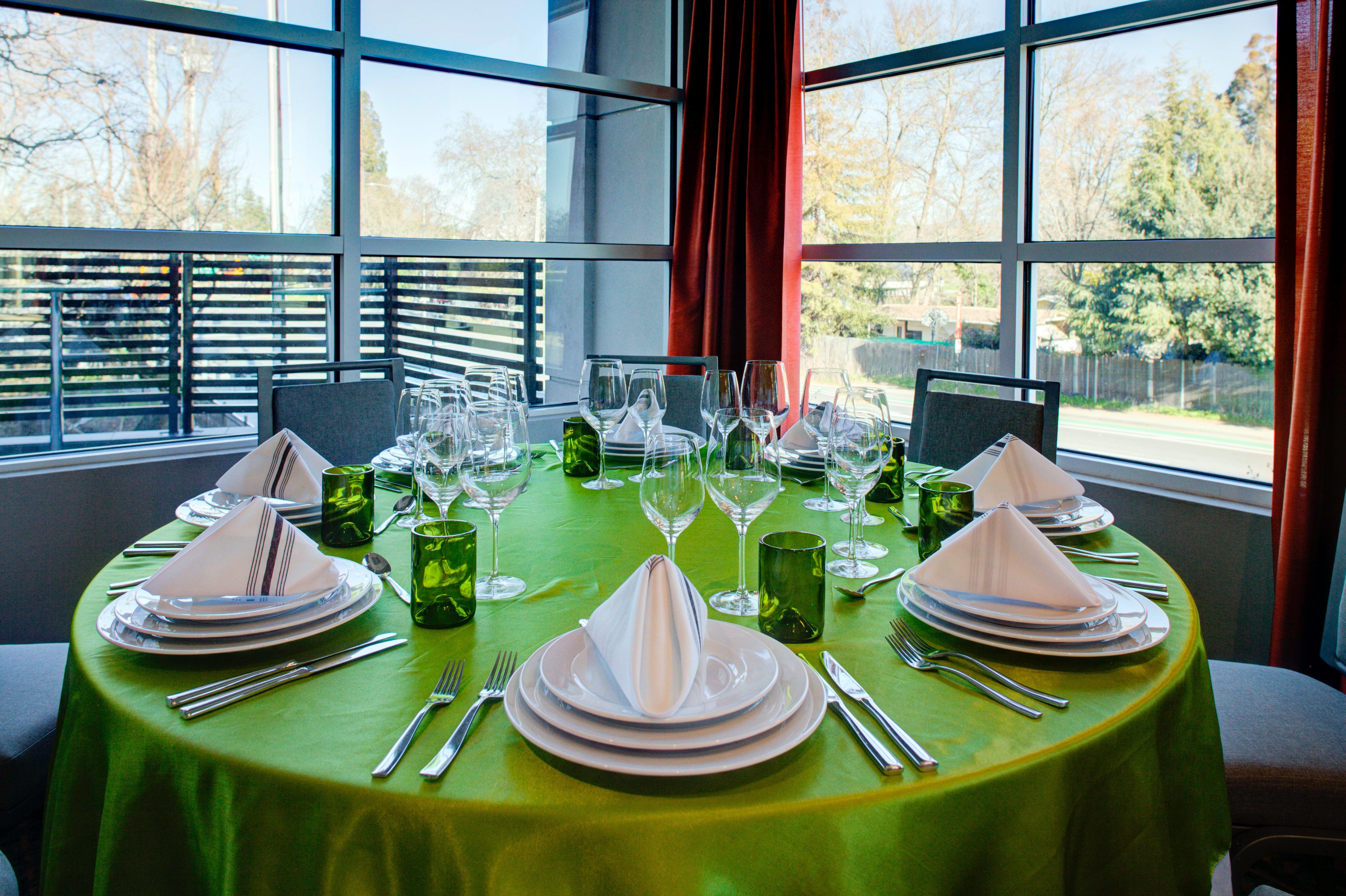 Holiday Inn Windsor - Wine Country By Ihg Buitenkant foto