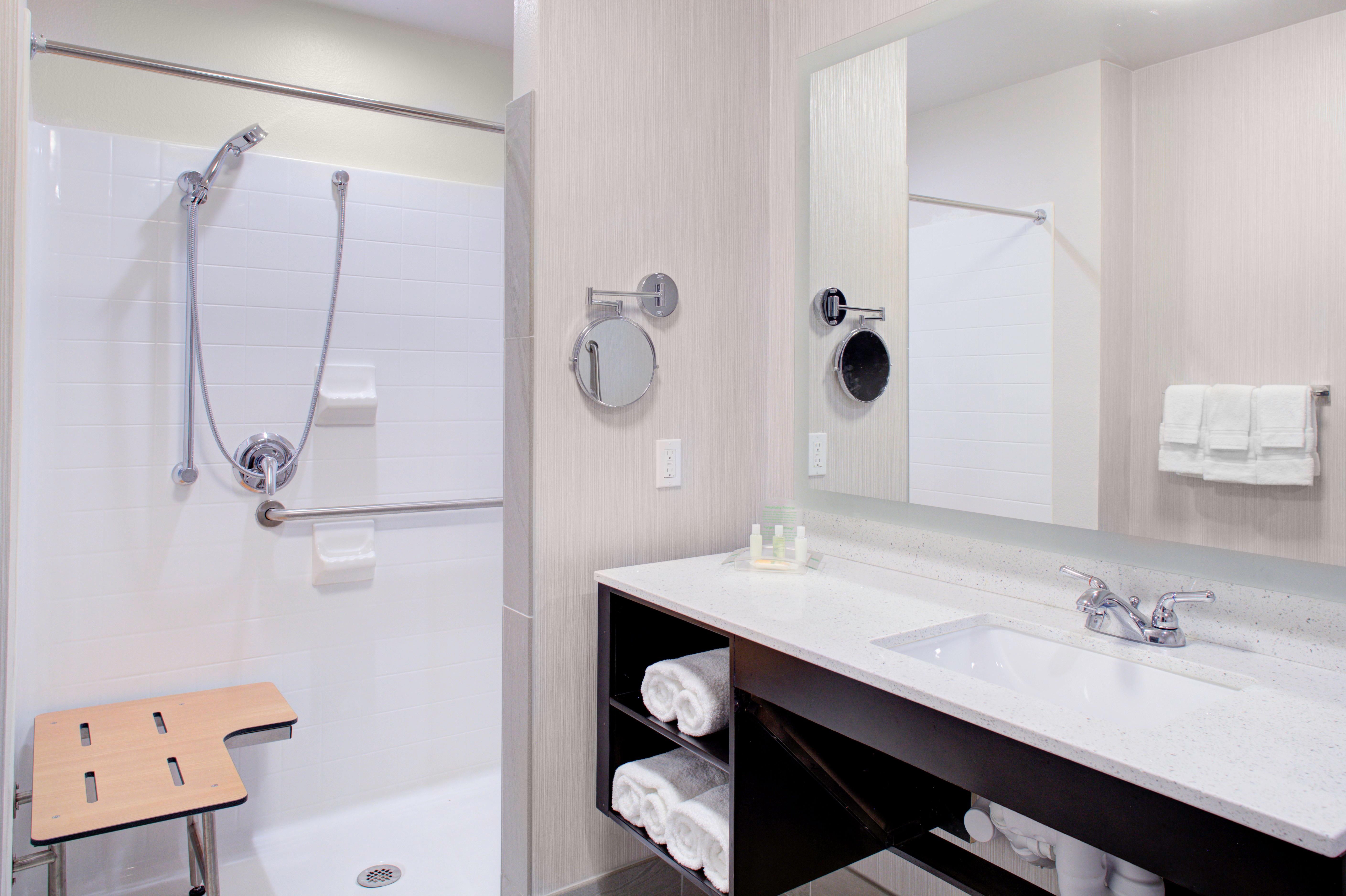 Holiday Inn Windsor - Wine Country By Ihg Buitenkant foto