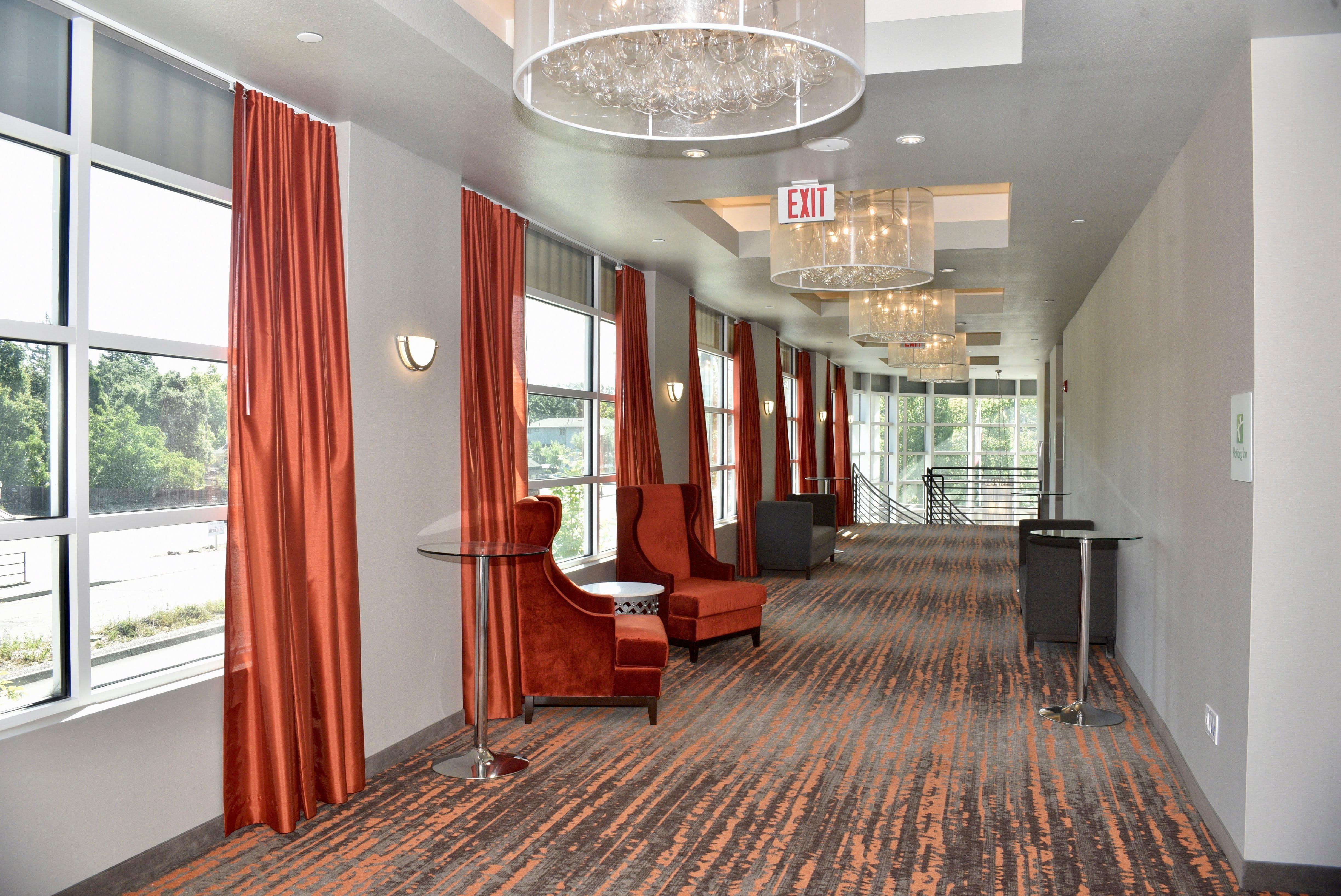 Holiday Inn Windsor - Wine Country By Ihg Buitenkant foto